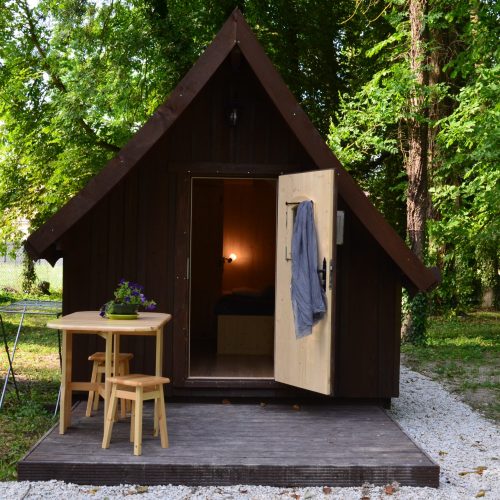 10 - TROLL GITE - exterior - champagne village