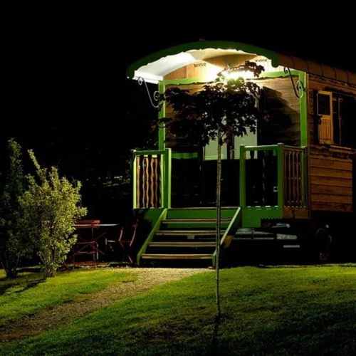 Roulotte-Gite-Monedières-15