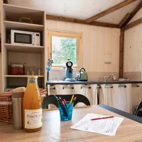 Village_Champagne-cabane_trappeur-09